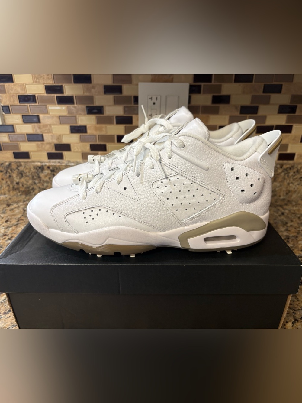 New Men’s Jordan Retro 6 Golf White Khaki Size 11.5